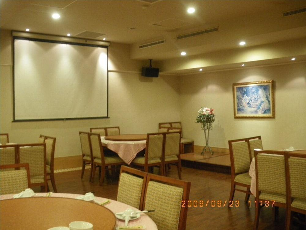 Hualien Charming City Hotel Buitenkant foto